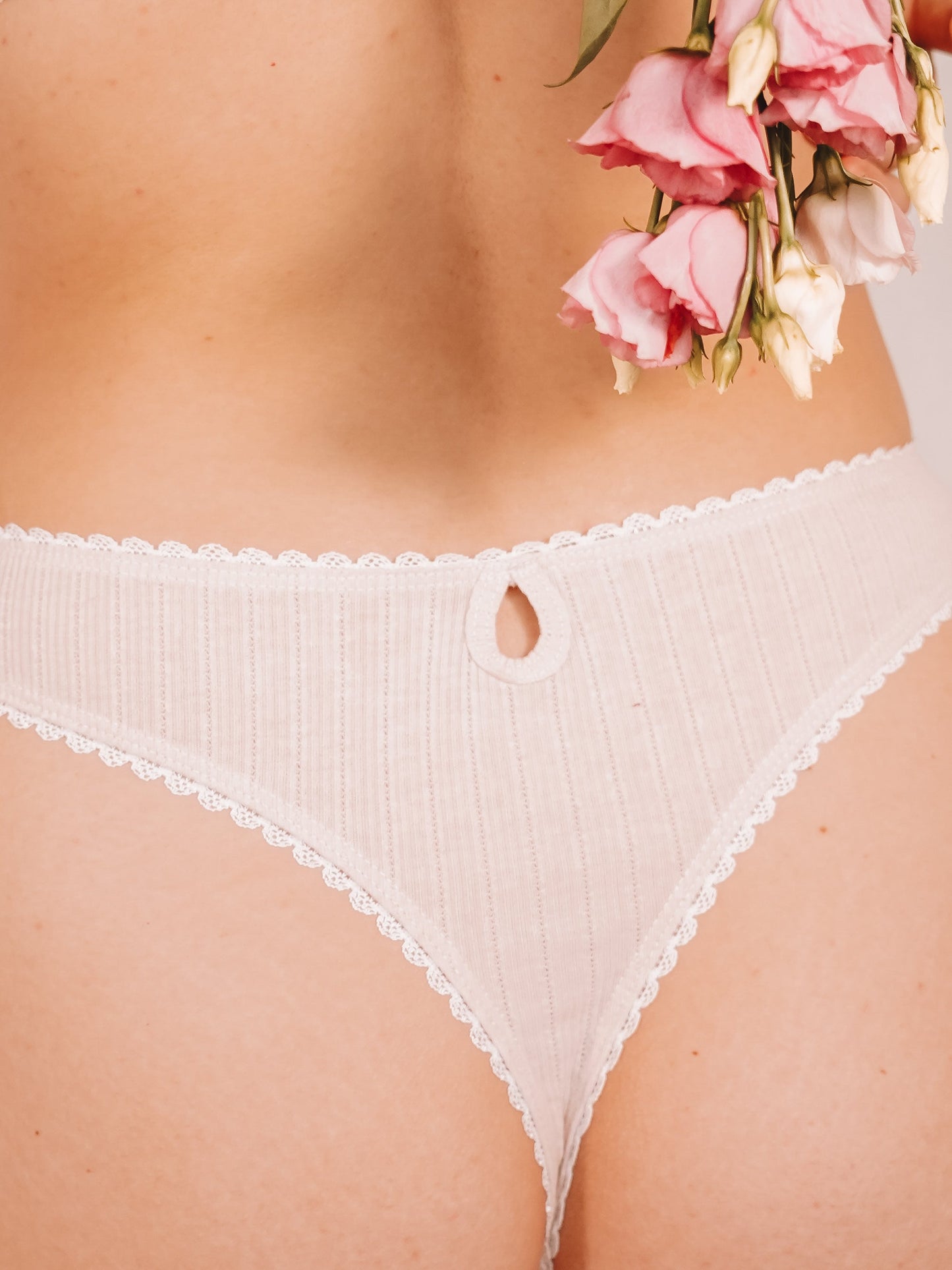 Culotte taille haute coton blanc - Lingerie éco-responsable – House of  Marlow